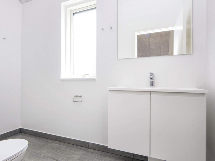 Others 4, 5 Star Holiday Home in Romo, Tønder