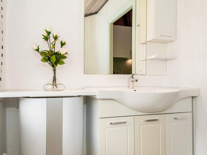 Bathroom 5, 6 person holiday home on a holiday park in Hemmet, Ringkøbing-Skjern