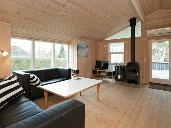 Others 3, Rustic Holiday Home in Hovedstaden near Sea, Gribskov