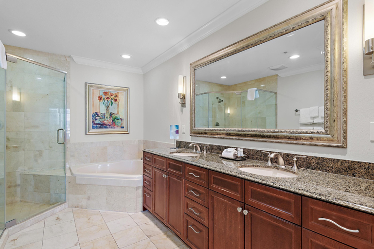 Bathroom 4, Emerald Grande W1221, Okaloosa