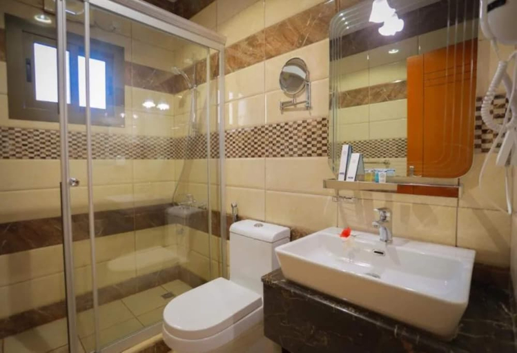 Bathroom, PRIMOTEL Grand Al Taoubah, Jeddah