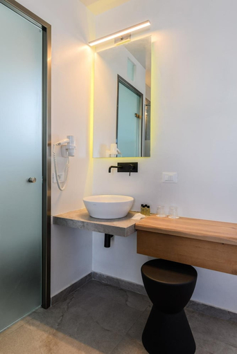 Bathroom, Magas Hotel, South Aegean