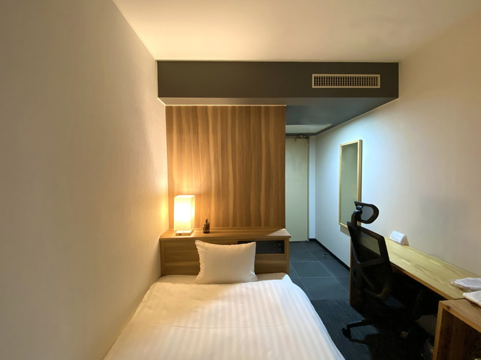 Others 3, Santiago Hotel, Hiroshima