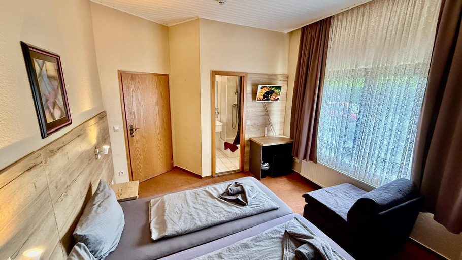 Bedroom 3, Hotel Pension Pamina, Berlin