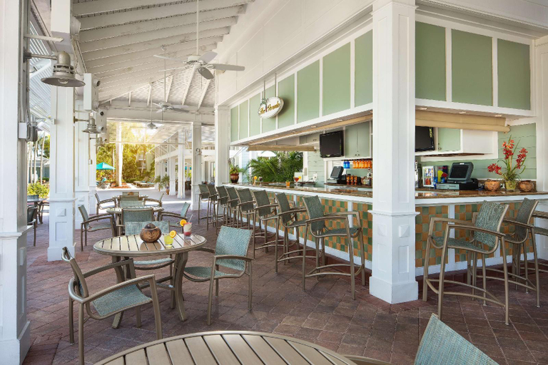 Food & Drinks 5, HYATT COCONUT PLANTATION, Lee
