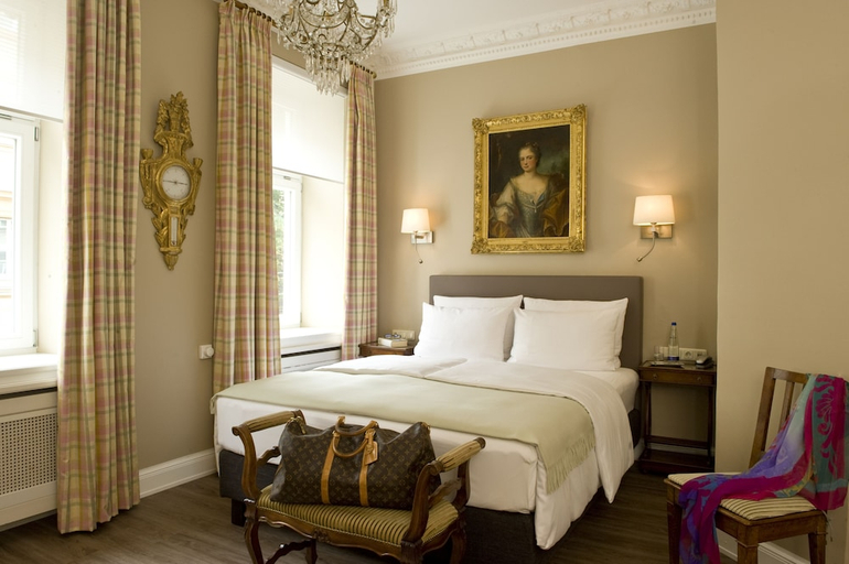 Bedroom 4, Hotel Splendid-Dollmann, München