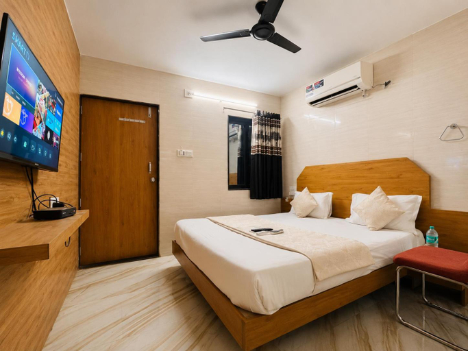 Bedroom 3, Hotel Grand Riva, Rajkot