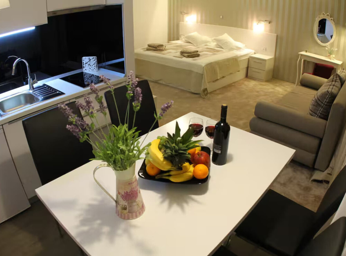 Others 5, Miracle Apartments Split, Split