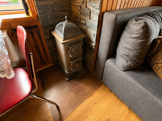 Interior 3, Traditional Cabin with Sea View, Kvívík