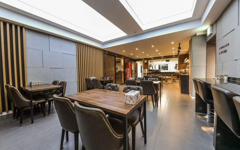 Food & Drinks 5, Gwangju Sangmu Bentley Business Hotel, Gwangsan
