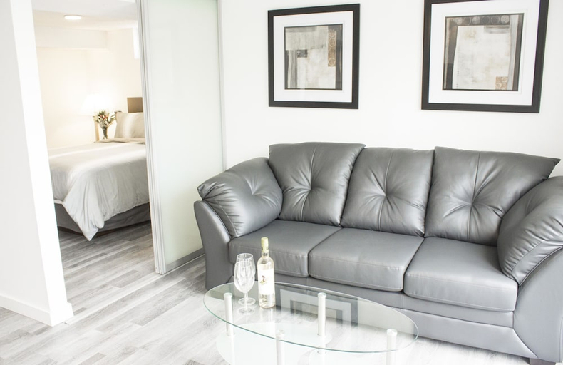 Others 5, Bowmanville Marina Inn & Suites, Durham