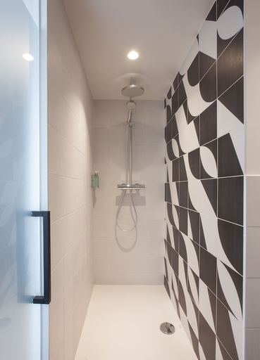 Bathroom 3, The Shepherd, Vlaams Brabant
