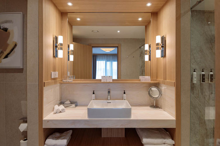 Bathroom 5, Hotel Preko Ugljan Island, Curio Collection, Preko