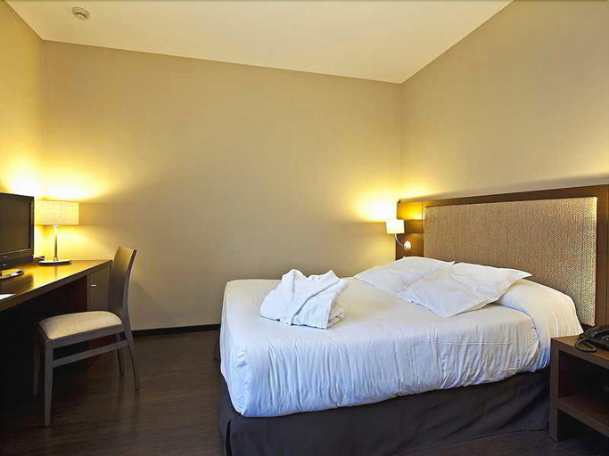 Bedroom 2, Balneario Elgorriaga, Navarra