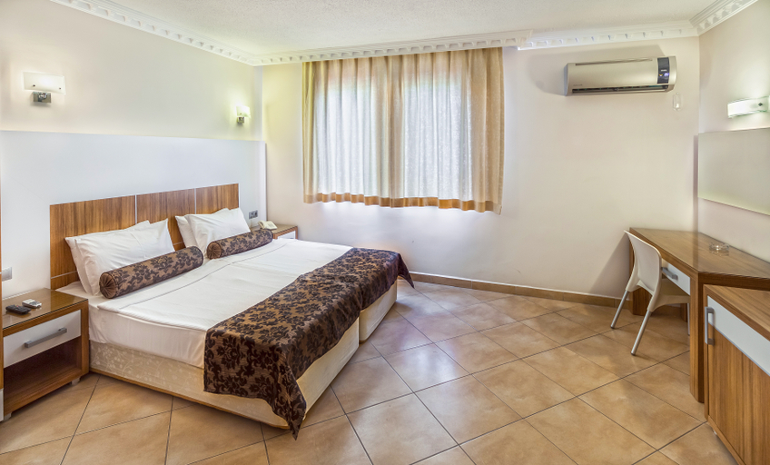 Bedroom 3, Saritas Hotel, Alanya