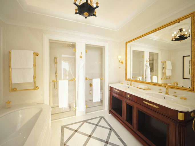 Bathroom 4, The Ritz London, London