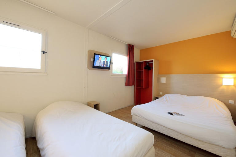 Bedroom 5, Hôtel Kennedy Parc des Expositions, Hautes-Pyrénées
