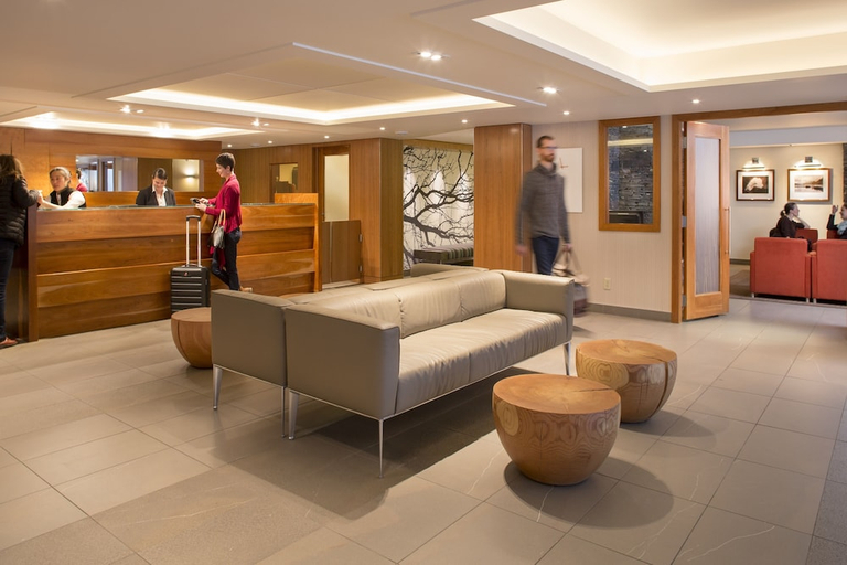 Public Area 2, Banff Aspen Lodge, Division No. 15