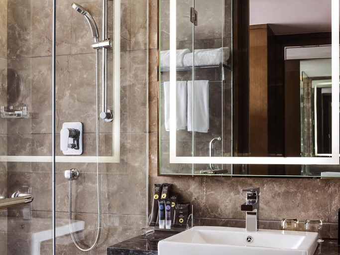 Bathroom 4, Novotel Daqing Haofang, Daqing