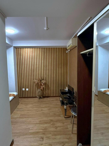 Others 3, Asia Hotel, Targu Jiu