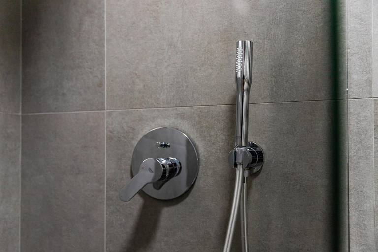 Bathroom 2, Intea Hotel Durres, Kavajës