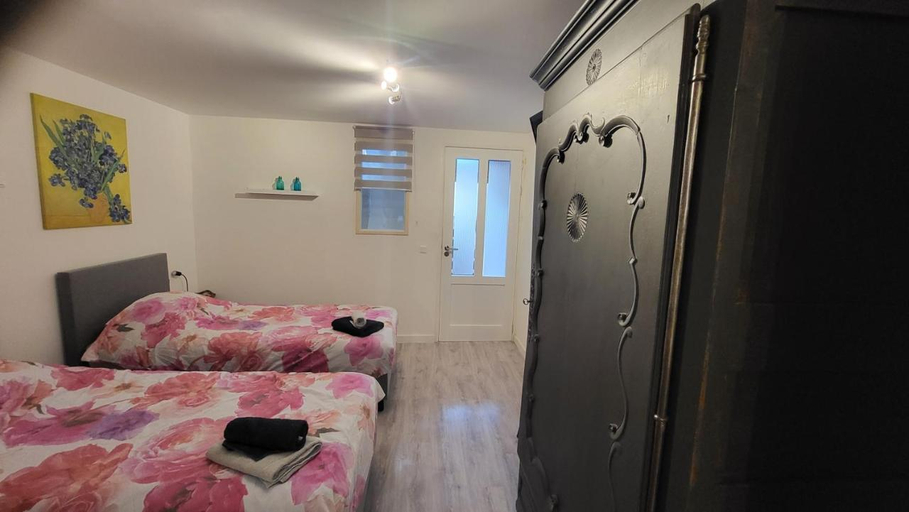 Bedroom 5, BnB souterrain, Amsterdam