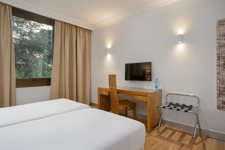 Bedroom, Hotel Eden Park by Brava Hoteles, Girona