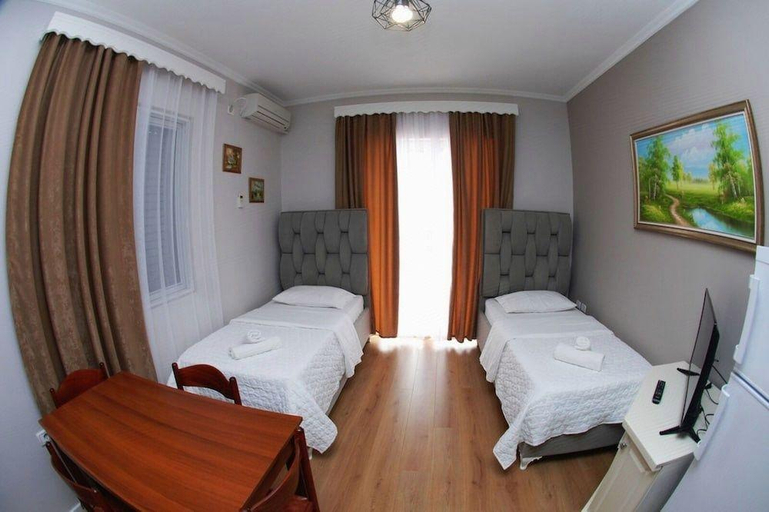 Bedroom 2, Vila Alvin, Sarandës
