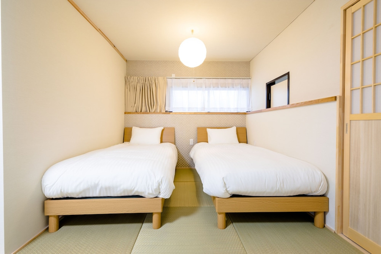 Bedroom 2, The road to Mt.Fuji, Fujiyoshida