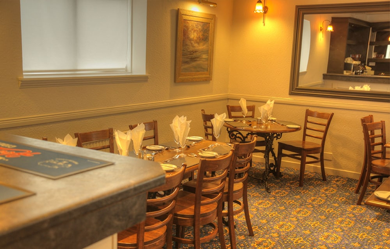 Food & Drinks 3, Tongadale Hotel, Highland