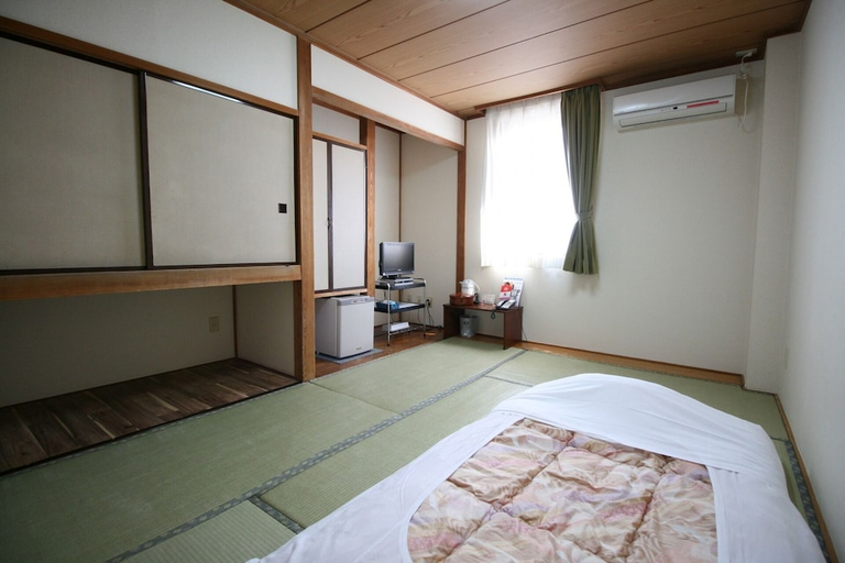 Bedroom 2, Business Hotel Kohoku, Tsuchiura