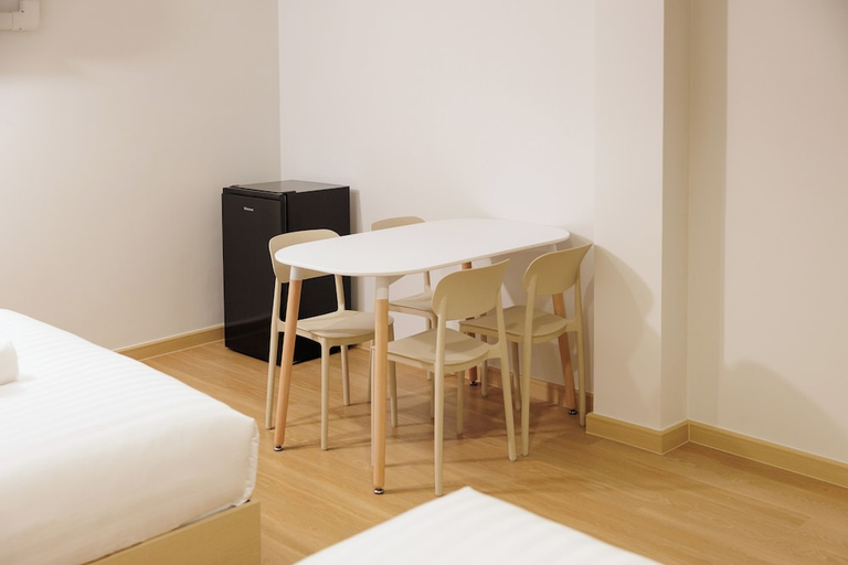 Bedroom 3, Takka Hotel - Bearing, Muang Samut Prakan