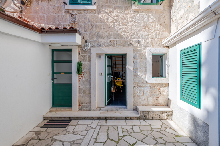 Exterior & Views 4, Versi&Note Luxury Rooms, Split