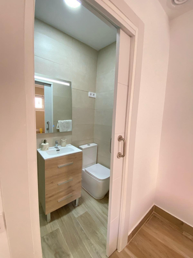 Bathroom 3, Grampy Boutique Hostal - Zaragoza Centro, Zaragoza