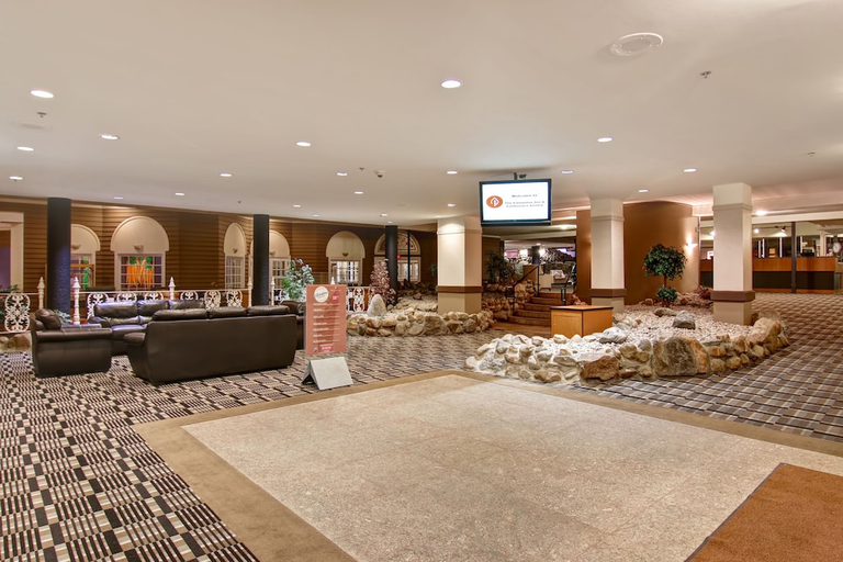 Public Area, Edmonton Inn and Conference Centre, Division No. 11
