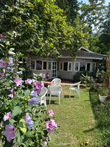5, The Nigeen Lodge, Srinagar