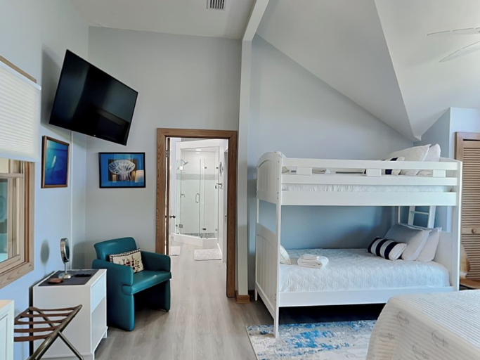 Property amenity 4, Akvavit, Saint Johns