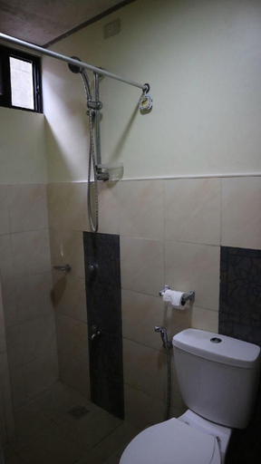 Bathroom 4, Mabini Pensione, Puerto Princesa City