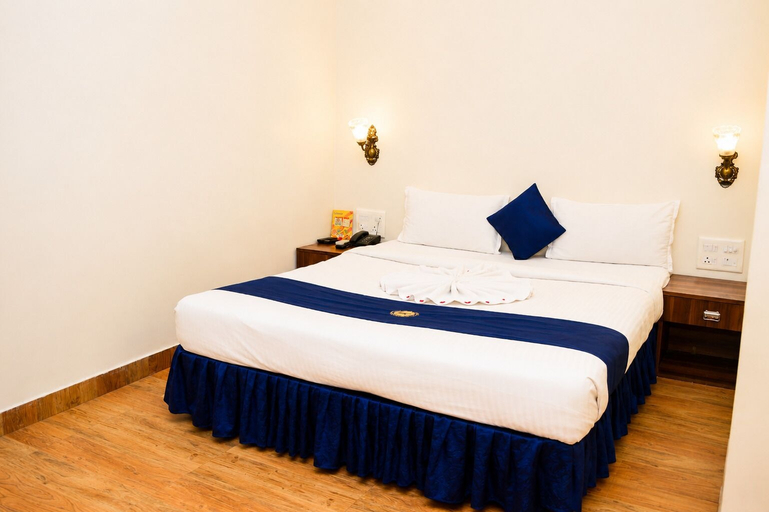 Bedroom 4, Hotel Mahendra, Raipur
