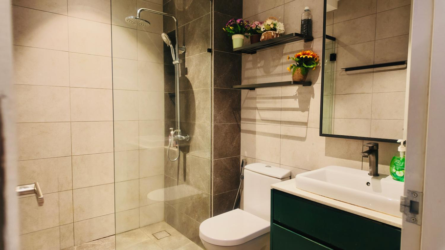 Bathroom 1, Awesomestay at Axon Bukit Bintang, Kuala Lumpur
