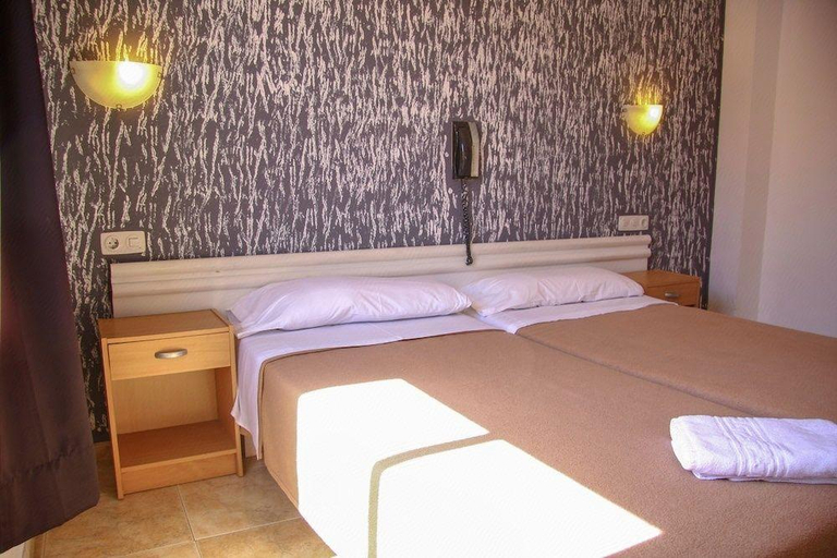 Bedroom 2, Hotel Lis Mallorca, Baleares