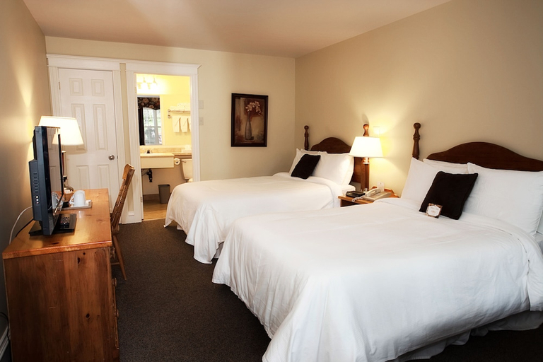 Bedroom 2, Inverary Resort, Victoria