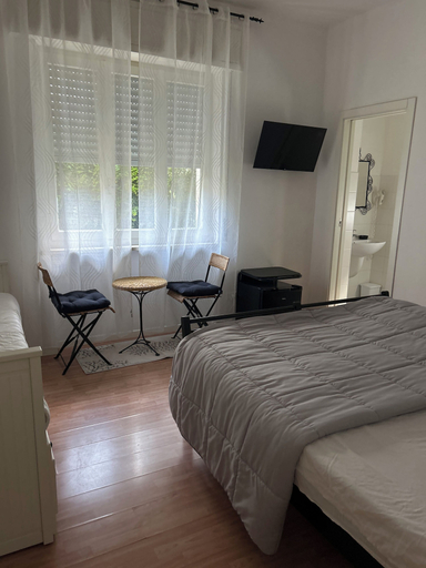 Bedroom 4, B&B Topaze, Brescia