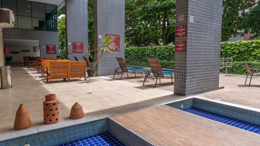 Others 5, Flats at Beach Class Convention by Yolo, Recife