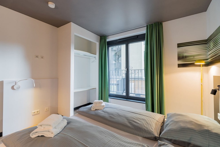 Bedroom 2, Homaris Kreuzberg 61, Berlin