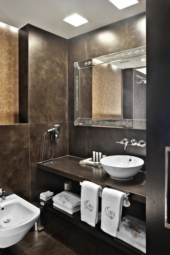 Bathroom 5, Hotel Castillo de Gorraiz&Spa, Navarra