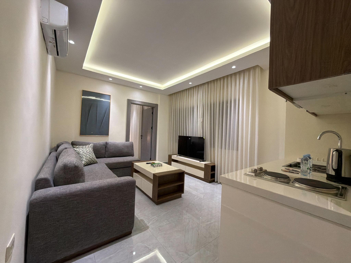 3, 102 JRE apartment with stunning boulevard veiw, Wadi Essier