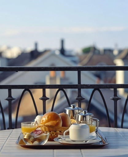 Food & Drinks 5, Hotel Central, Genève