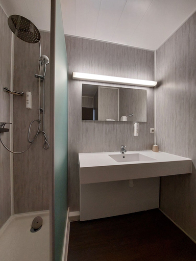 Bathroom, Cévenol Hotel, Aveyron