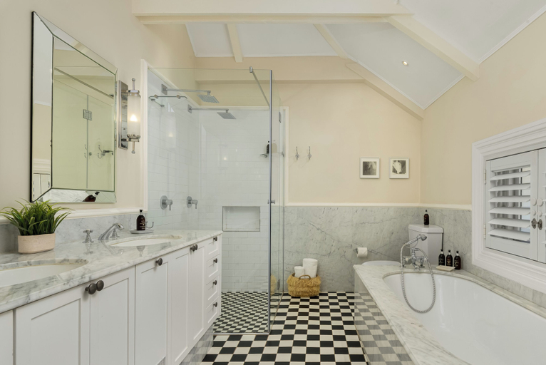 Bathroom 4, Linda Vista, City of Cape Town